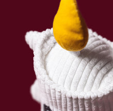 Load image into Gallery viewer, Amuseables Flickerty Candle - Jellycat